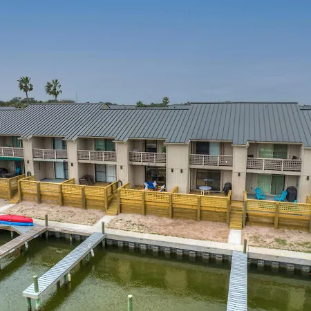 Fisherman Friend! - Coastal Condo - Views Await!